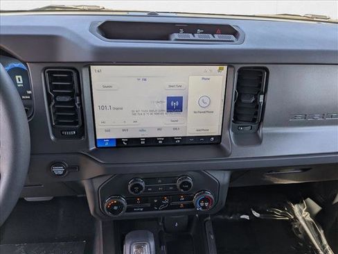 New 2025 Ford Bronco 4-Door image 12