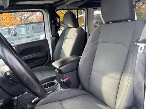 Certified 2021 Jeep Wrangler Unlimited Sport w/ Sun And Sound Package image 13