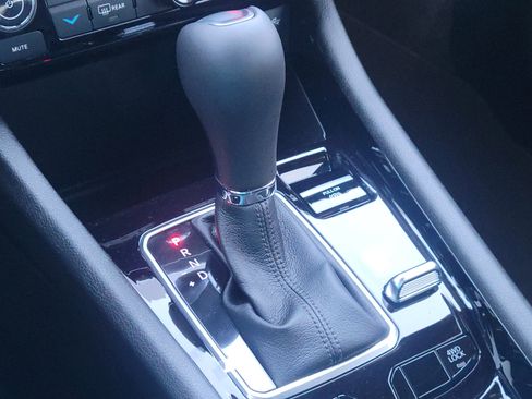 New 2026 Jeep Compass Latitude image 21