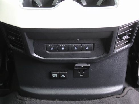 Used 2022 Toyota Tundra Capstone image 22