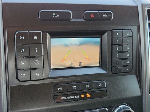 Used 2018 Ford F150 XLT image 14