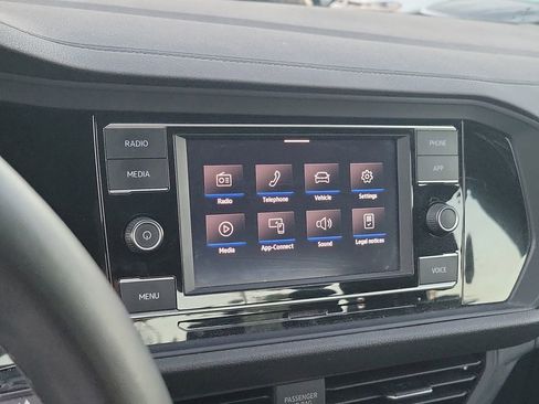 Used 2023 Volkswagen Jetta Sport image 21