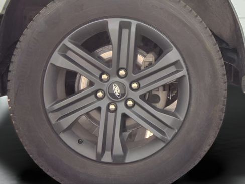 Used 2023 Ford F150 Lariat w/ Equipment Group 502A High AWD/4WD image 19