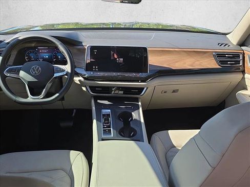 New 2026 Volkswagen Atlas SE FWD image 17