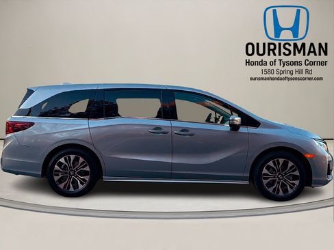 New 2026 Honda Odyssey Elite image 2
