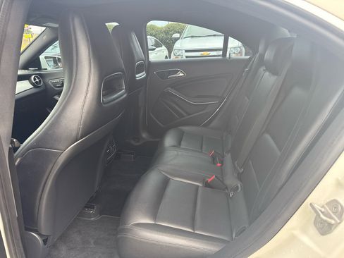 Used 2014 Mercedes-Benz CLA 250 image 8