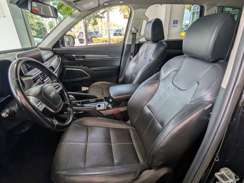 Used 2022 Kia Telluride EX w/ EX Premium Package FWD image 5