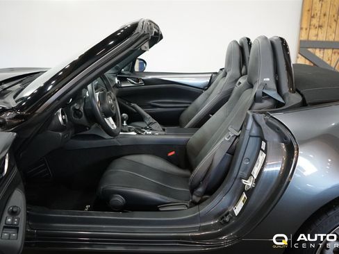 Used 2021 MAZDA MX-5 Miata Grand Touring image 15