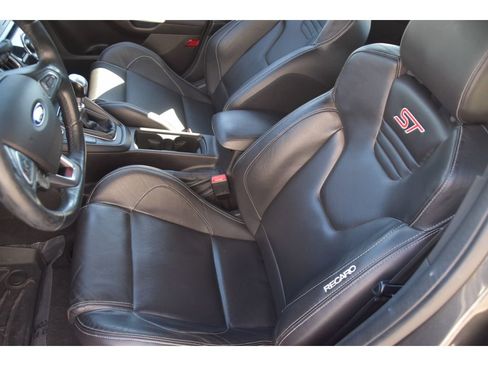 Used 2015 Ford Focus ST w/ Equipment Group 402A image 14