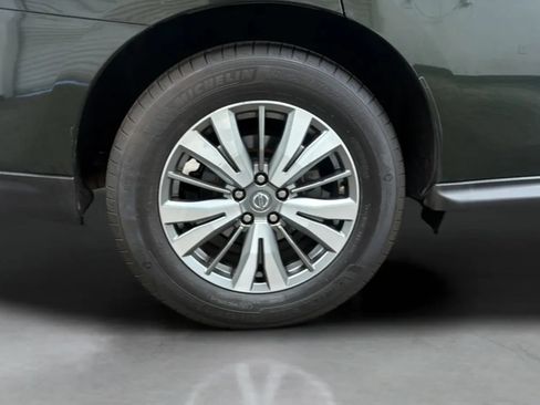 Used 2020 Nissan Pathfinder SL FWD image 26