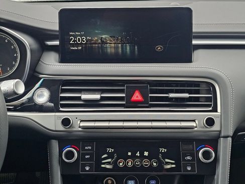 New 2026 Genesis G70 2.5T image 12
