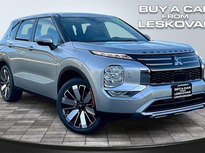 New 2025 Mitsubishi Outlander SE