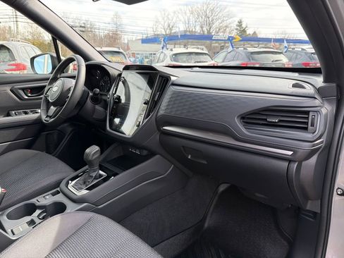 Used 2025 Subaru Forester Premium image 40