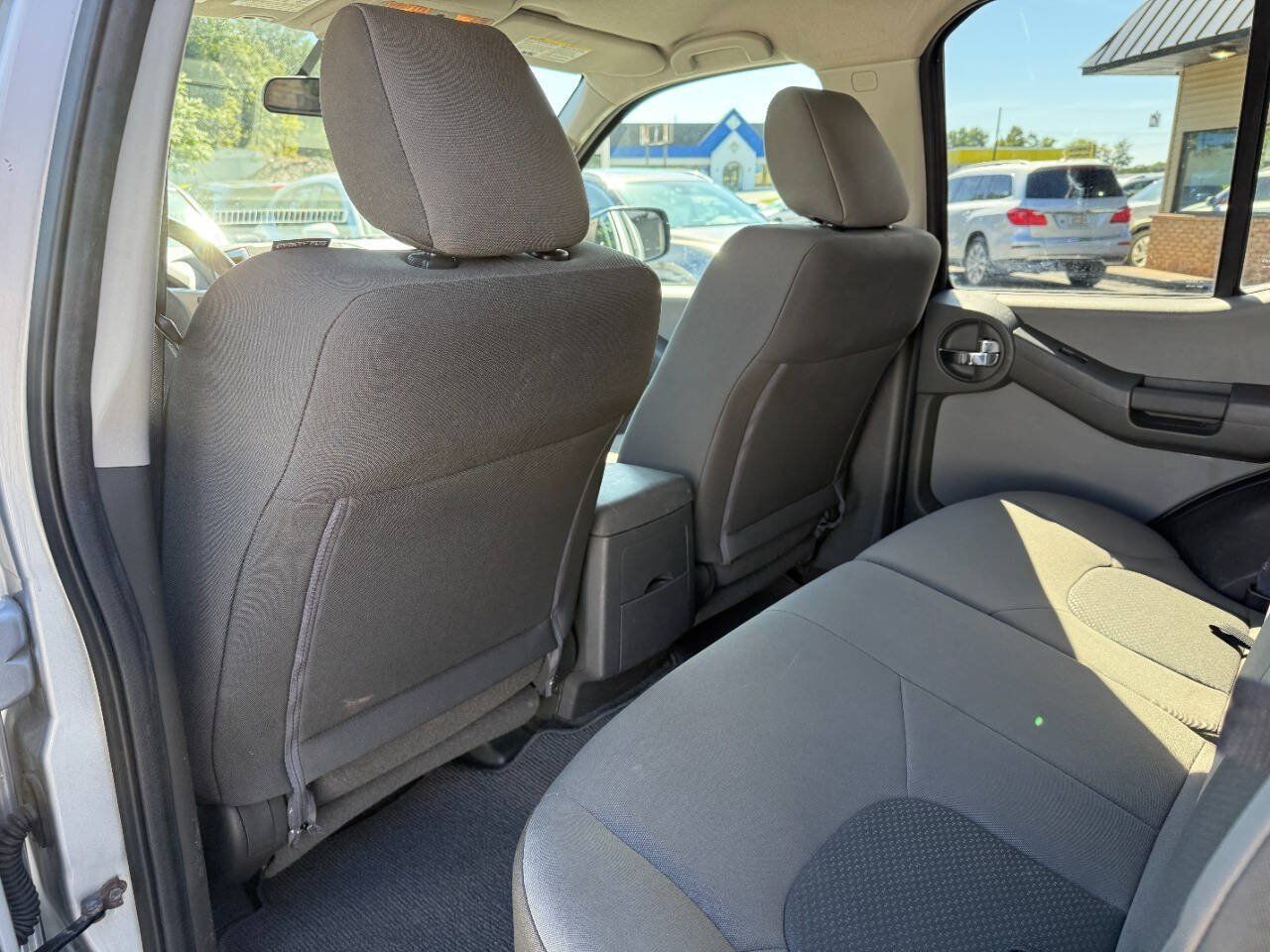 Used 2015 Nissan Xterra S w/ Value Package AWD/4WD image 26