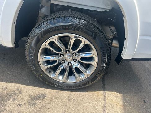 Used 2022 RAM 1500 Laramie w/ Sport Appearance Package AWD/4WD image 33