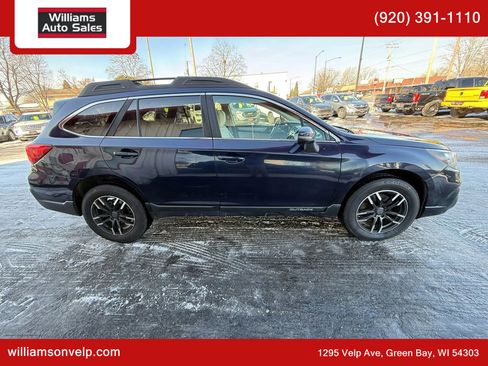 Used 2018 Subaru Outback 2.5i Premium image 2