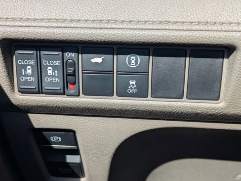 Used 2023 Honda Odyssey EX-L image 29