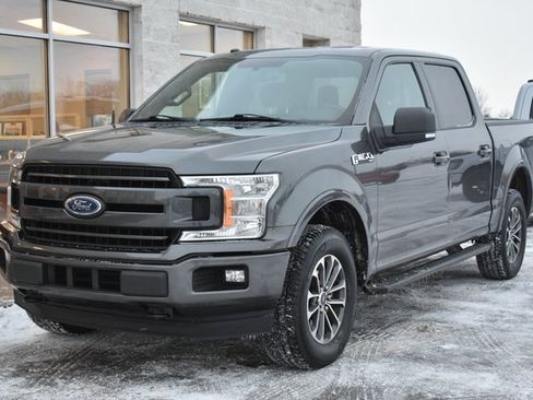 Used 2018 Ford F150 XLT w/ Equipment Group 302A Luxury image 9