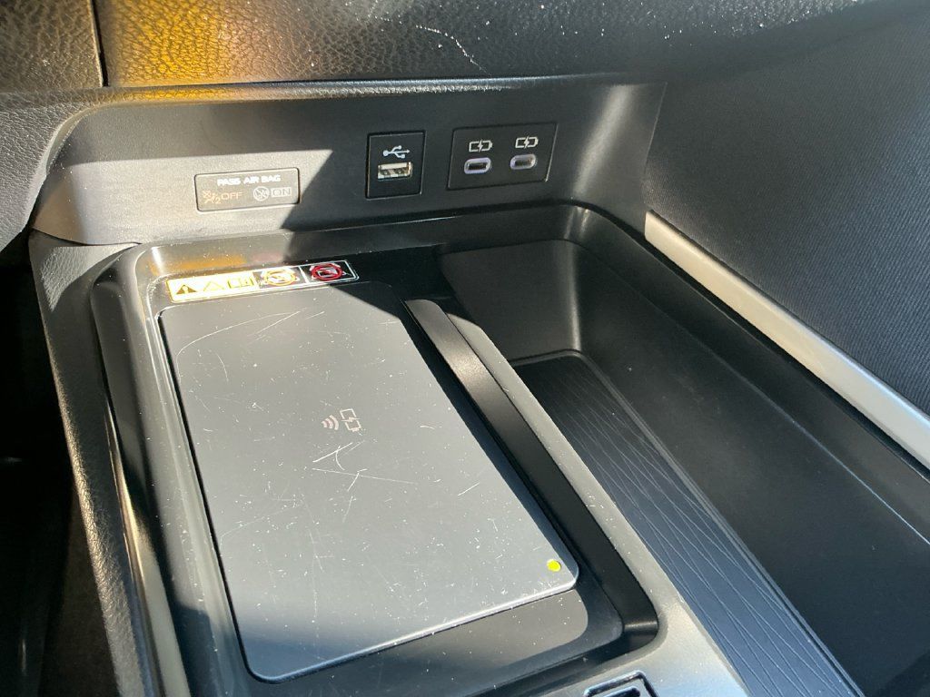 Used 2025 Toyota Camry LE FWD image 27