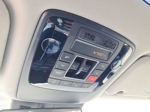 New 2026 Kia Carnival SX w/ SX Dark Edition Package FWD image 17