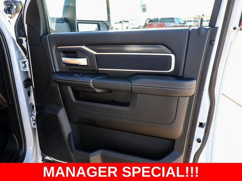 New 2025 RAM 2500 Big Horn AWD/4WD image 30