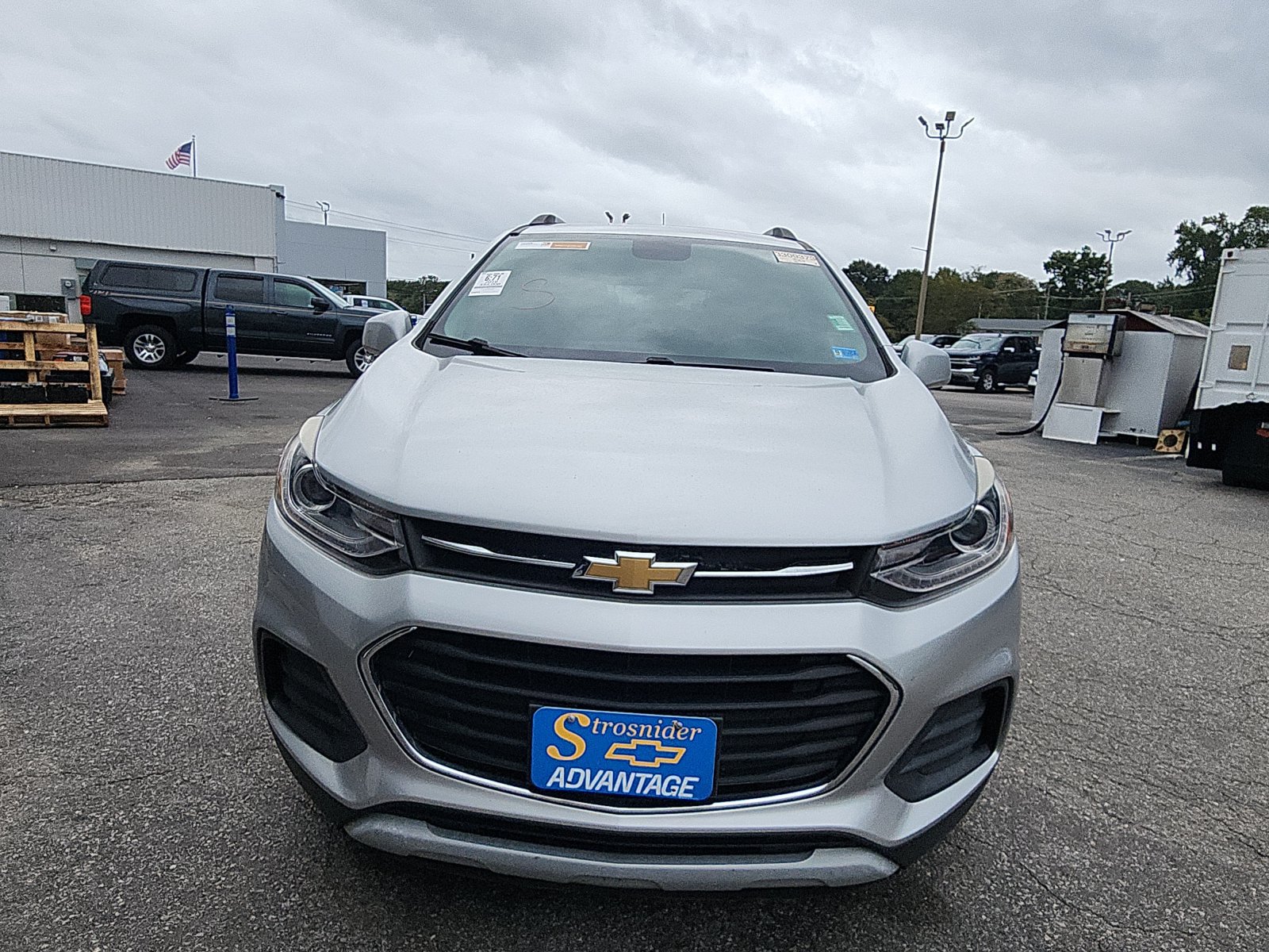Used 2019 Chevrolet Trax LT w/ LT Convenience Package FWD image 8
