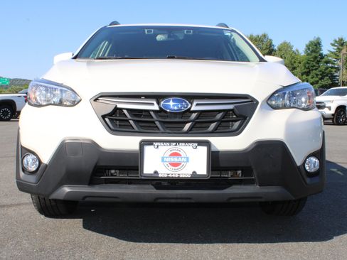 Used 2023 Subaru Crosstrek 2.0i Premium AWD/4WD image 2