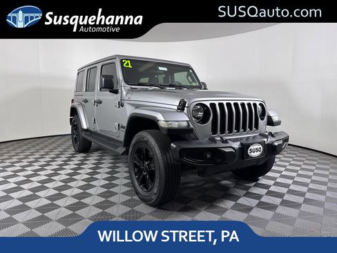 Used 2021 Jeep Wrangler Unlimited Sahara image 1