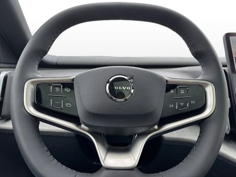 New 2025 Volvo EX30 Plus w/ Protection Package Premier image 16