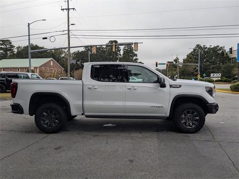 New 2026 GMC Sierra 1500 AT4X image 4