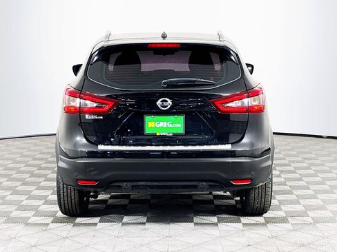 Used 2021 Nissan Rogue Sport SV FWD image 7