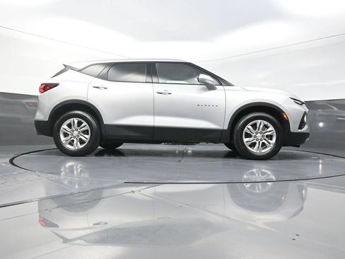 Used 2021 Chevrolet Blazer LT AWD/4WD image 28