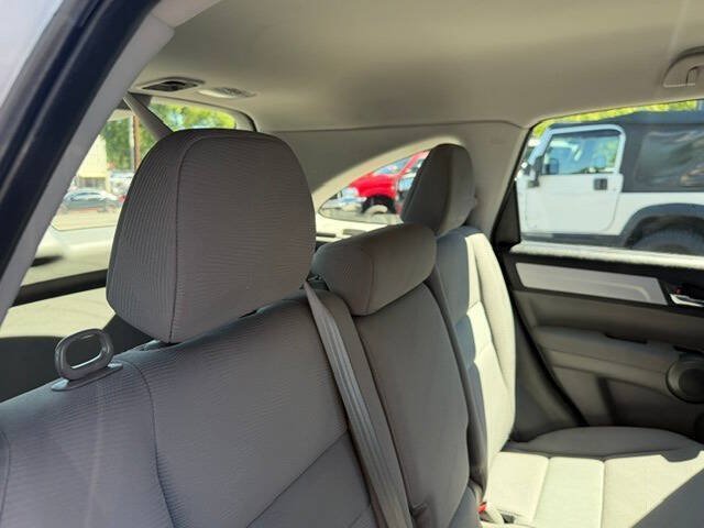 Used 2011 Honda CR-V LX image 34