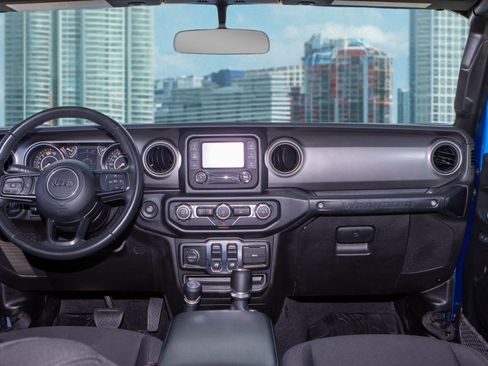 Used 2021 Jeep Wrangler Willys image 17