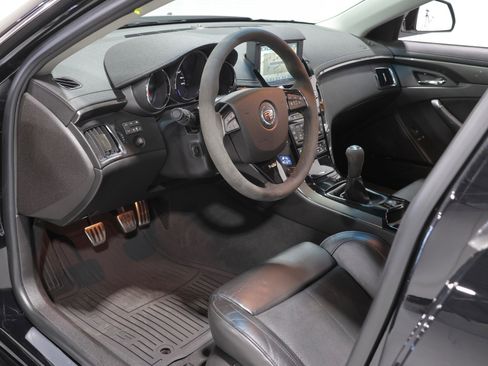 Used 2011 Cadillac CTS V image 81