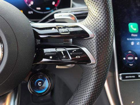 Used 2025 Mercedes-Benz GLC 43 AMG 4MATIC image 30