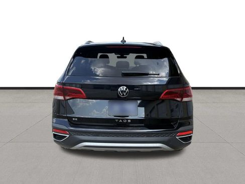 Used 2024 Volkswagen Taos SE FWD image 6