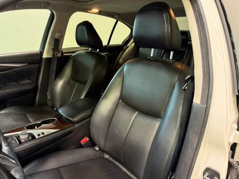 Used 2019 INFINITI Q50 Luxe w/ Essential Package (3.0T Luxe) image 22