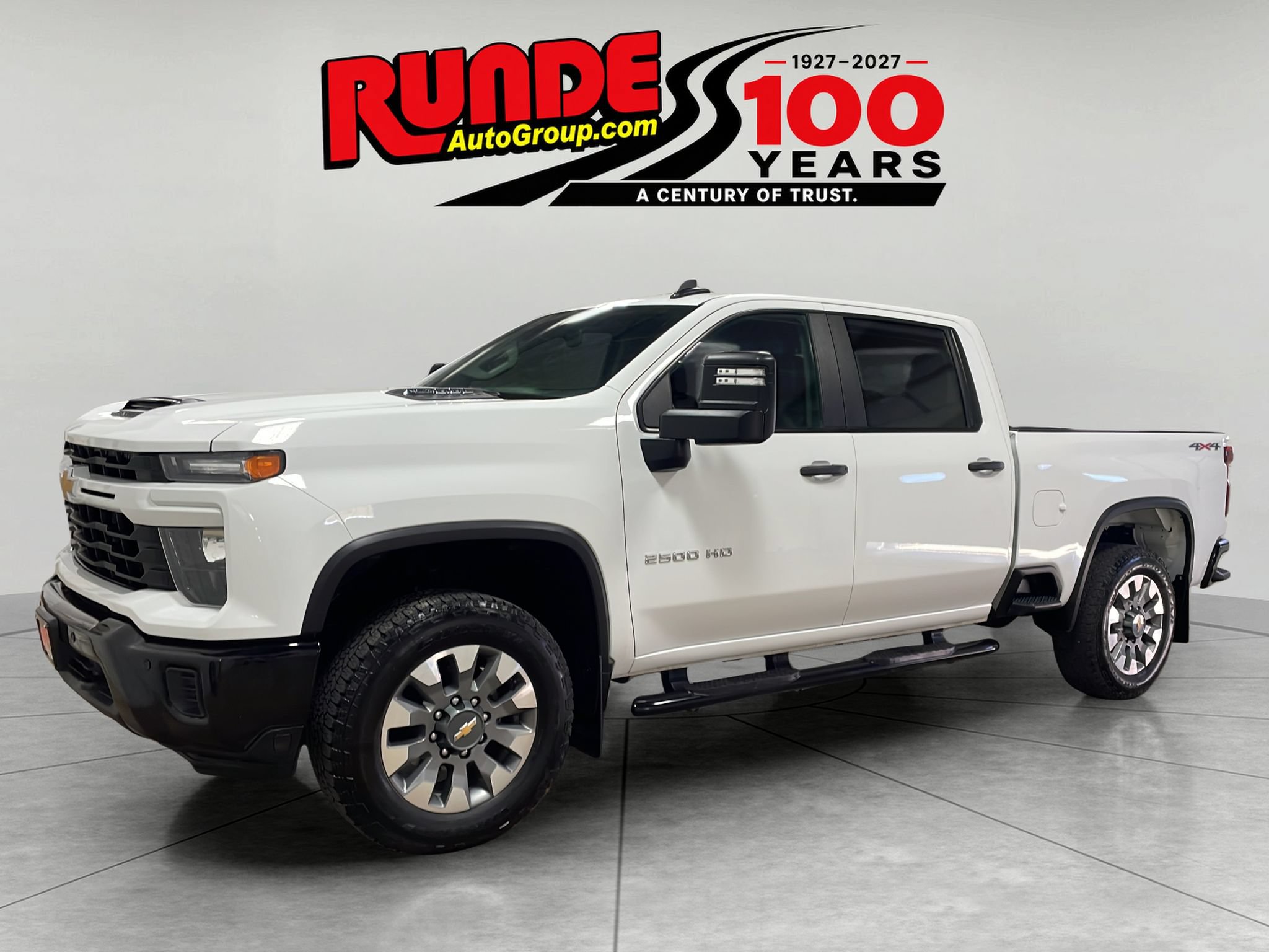 Used 2026 Chevrolet Silverado 2500 Custom w/ Custom Value Package AWD/4WD image 1