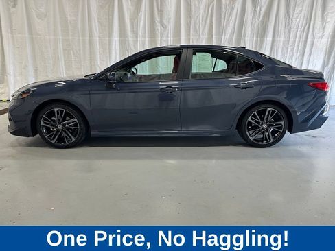 Used 2026 Toyota Camry XSE FWD image 4