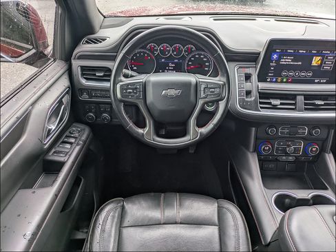Used 2021 Chevrolet Suburban RST AWD/4WD image 16