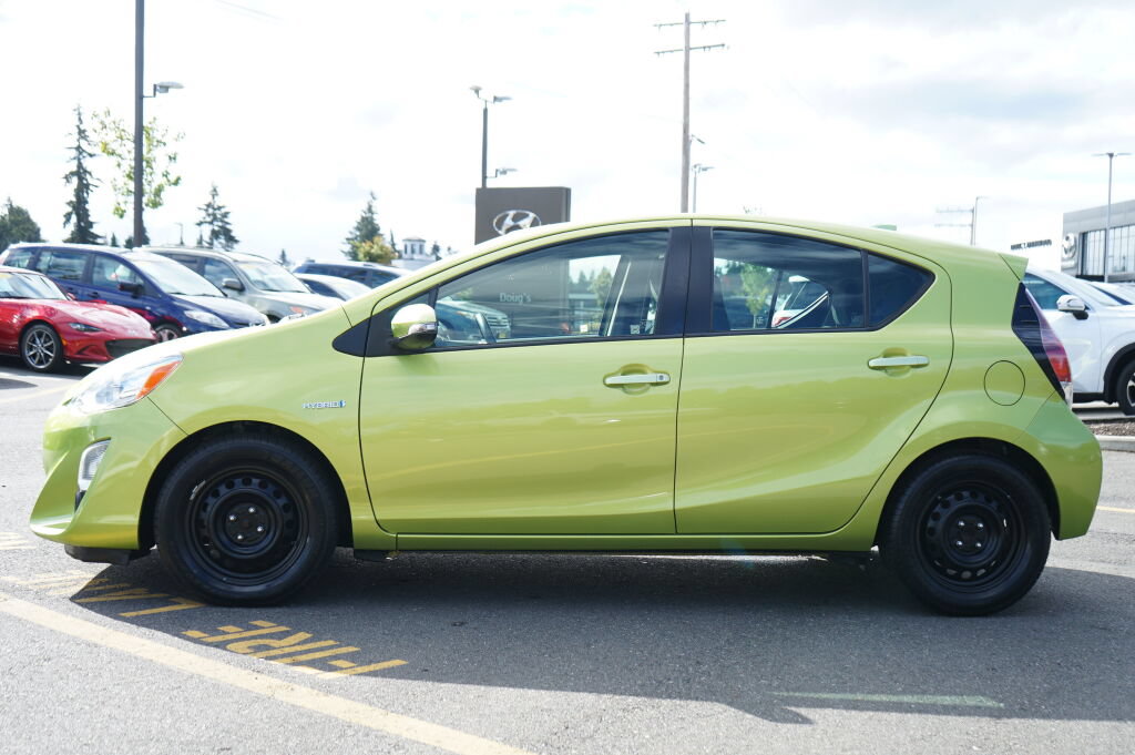 Used 2015 Toyota Prius C Two FWD image 9