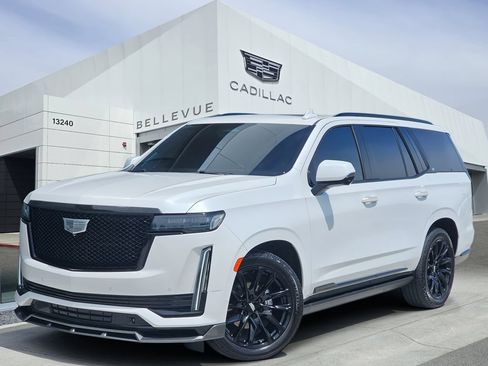 Used 2021 Cadillac Escalade Sport Platinum w/ LPO, ONYX Package AWD/4WD image 1