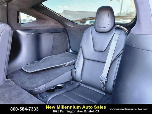 Used 2019 Tesla Model X Performance image 18