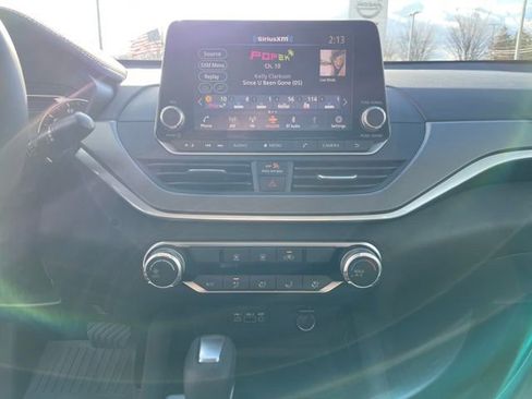 New 2025 Nissan Altima 2.5 SR image 21