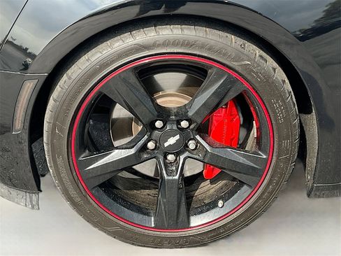 Used 2022 Chevrolet Camaro SS image 30