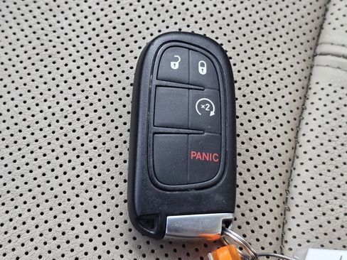 Used 2018 RAM 2500 Laramie w/ Cold Weather Group image 36