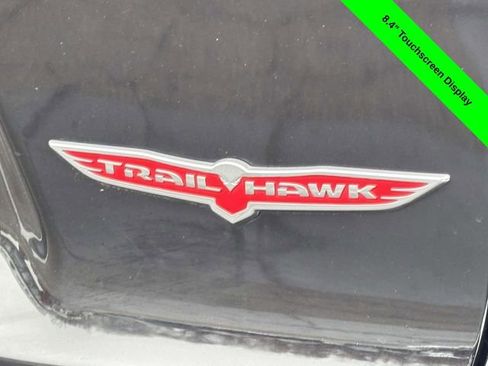 Used 2022 Jeep Cherokee Trailhawk image 36