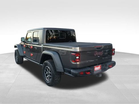 Used 2024 Jeep Gladiator Rubicon w/ Technology Group image 3