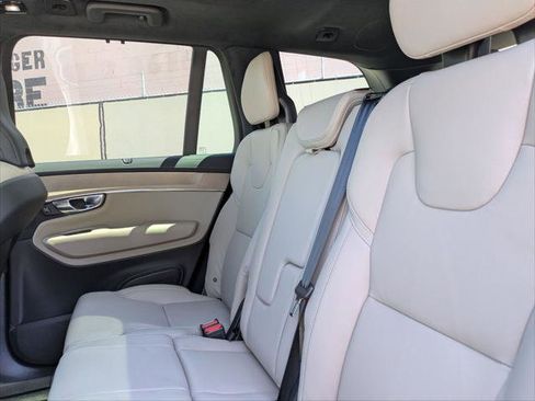 New 2026 Volvo XC90 T8 Ultra w/ Lounge Package AWD/4WD image 12